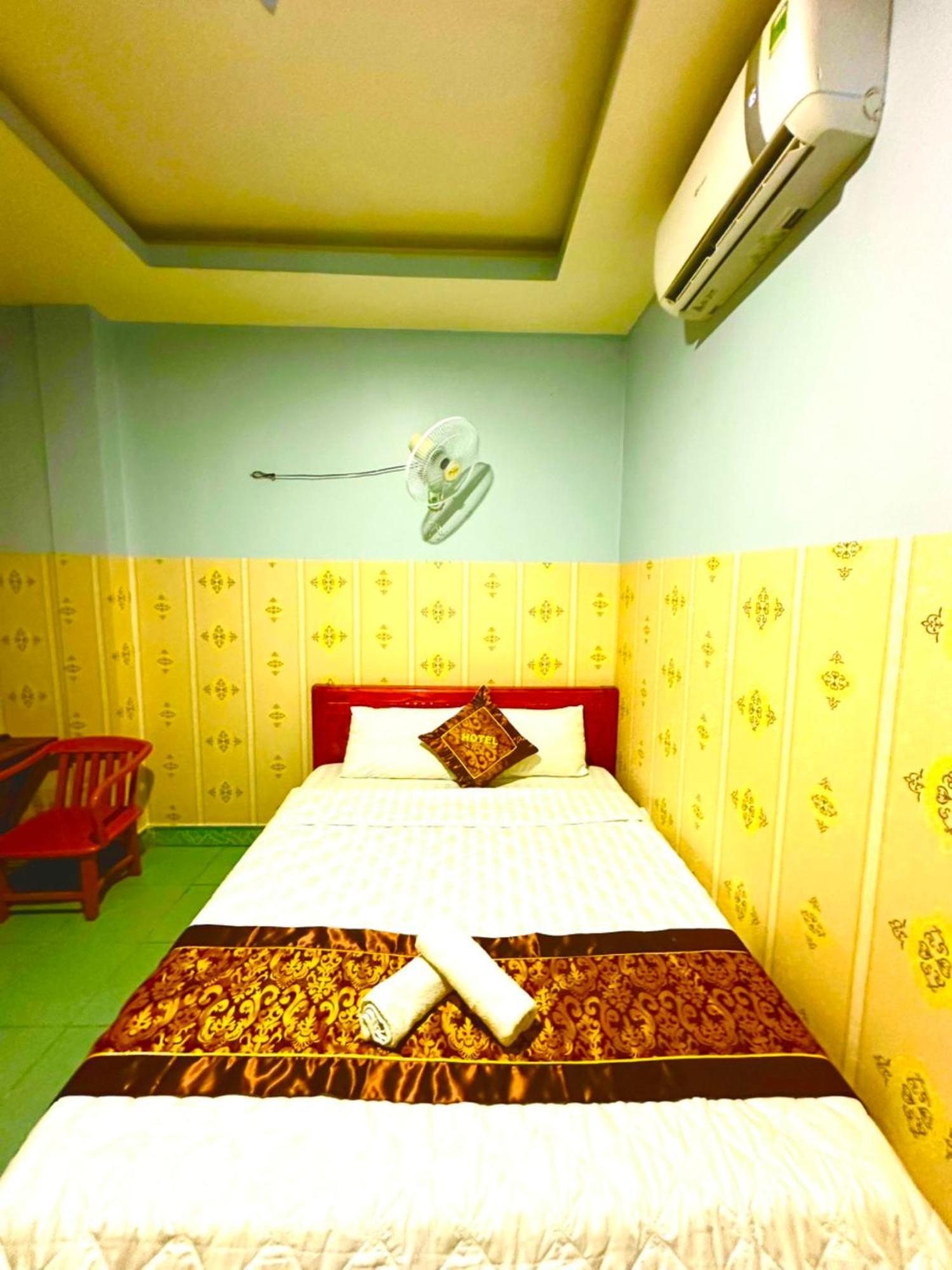 Nhu Quynh Hotel Hcm Ho Chi Minh City Bagian luar foto